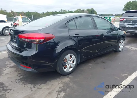 2017 Kia Forte Lx z USA, uszkodzony, nr VIN 3KPFK4A71HE101302
